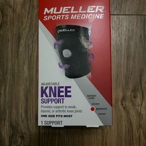 Mueller Adjustable knee support